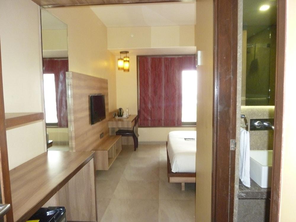 New Bengal Hotel Mumbai
